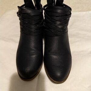 SO Black Ankle Boots with Braided Straps